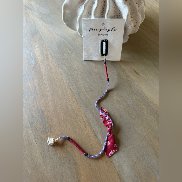 New🌟Free People-Sporty Braid In - Picture 2 of 2